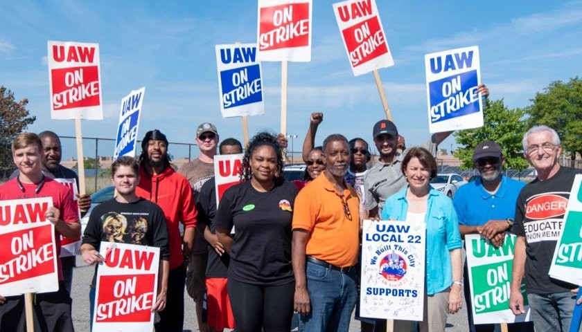 Klobuchar Shows Support For UAW Workers During Stop in Michigan