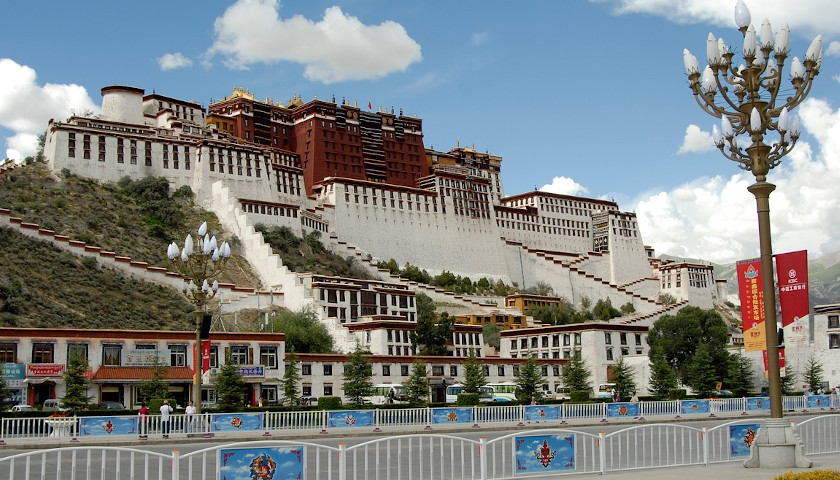 China Bringing Xinjiang-Style Forced Labor Camps to Tibet, Report Says