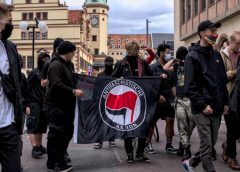 Commentary: Little Outcry over Antifa’s Equal-Opportunity Beatdowns of Journalists Left and Right