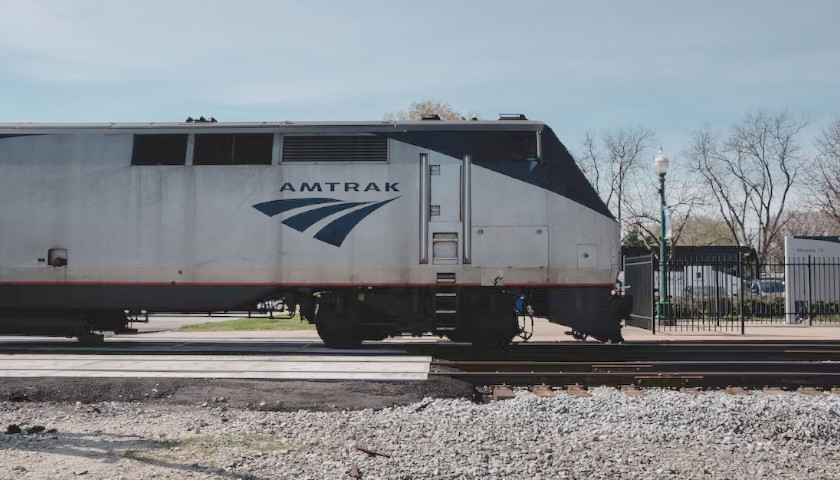 Lawmakers Worry Amtrak Potentially Helping Illegal Immigrants Cross Border