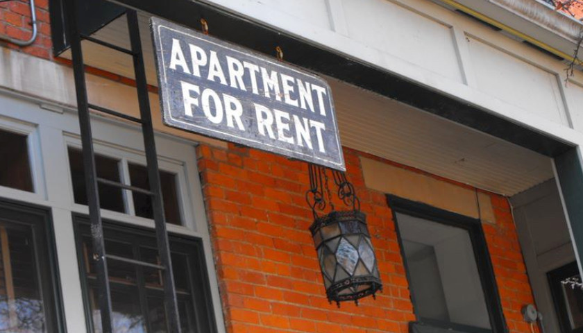 Apartment Demand Drops to 30-Year Low as Renters Lose Confidence in the Market
