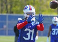 Bills Damar Hamlin Has Breathing Tube Removed, Team Says He Continues to Make ‘Progress Remarkably’