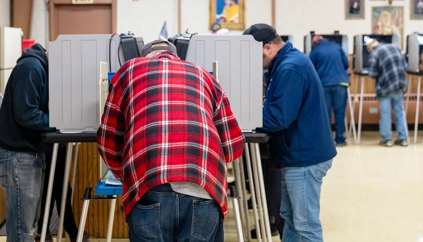 People Voting